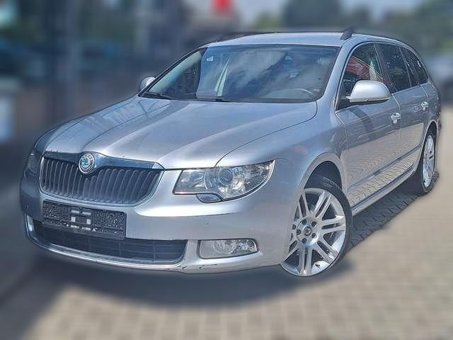 Skoda Superb 2.0TDI DSG 125KW Combi Ambition Navi GJR